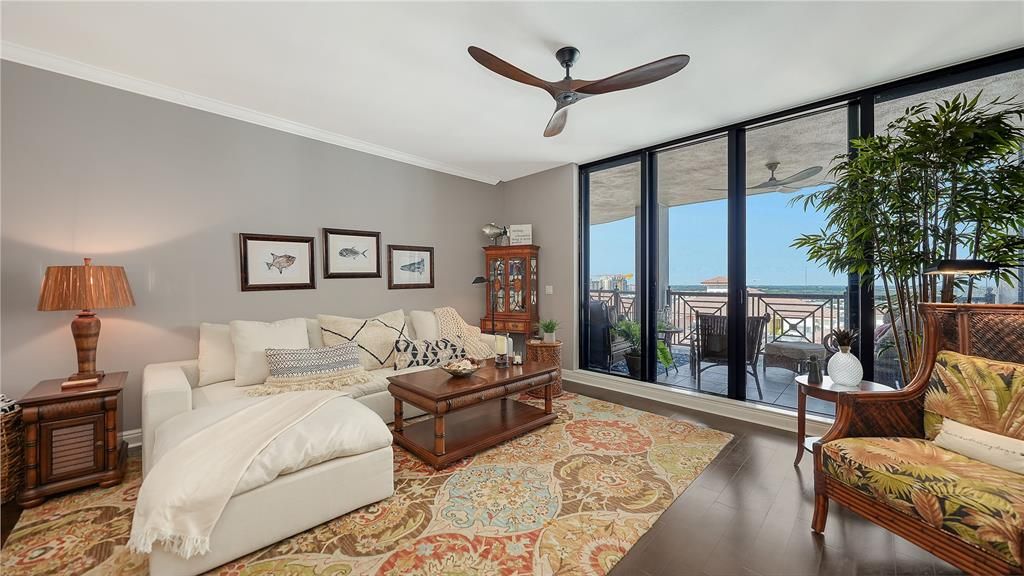 For Sale: $1,499,000 (2 beds, 2 baths, 1671 Square Feet)