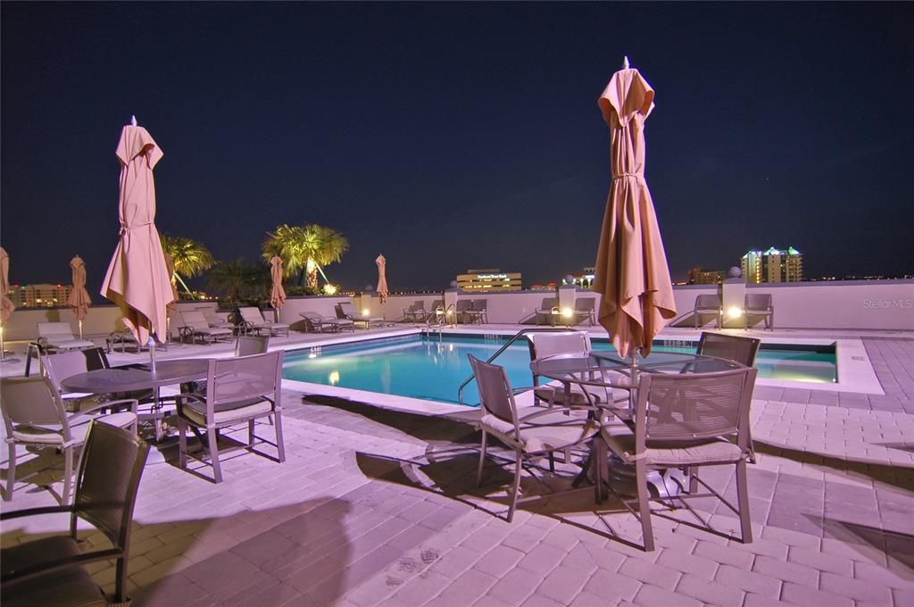 For Sale: $1,499,000 (2 beds, 2 baths, 1671 Square Feet)