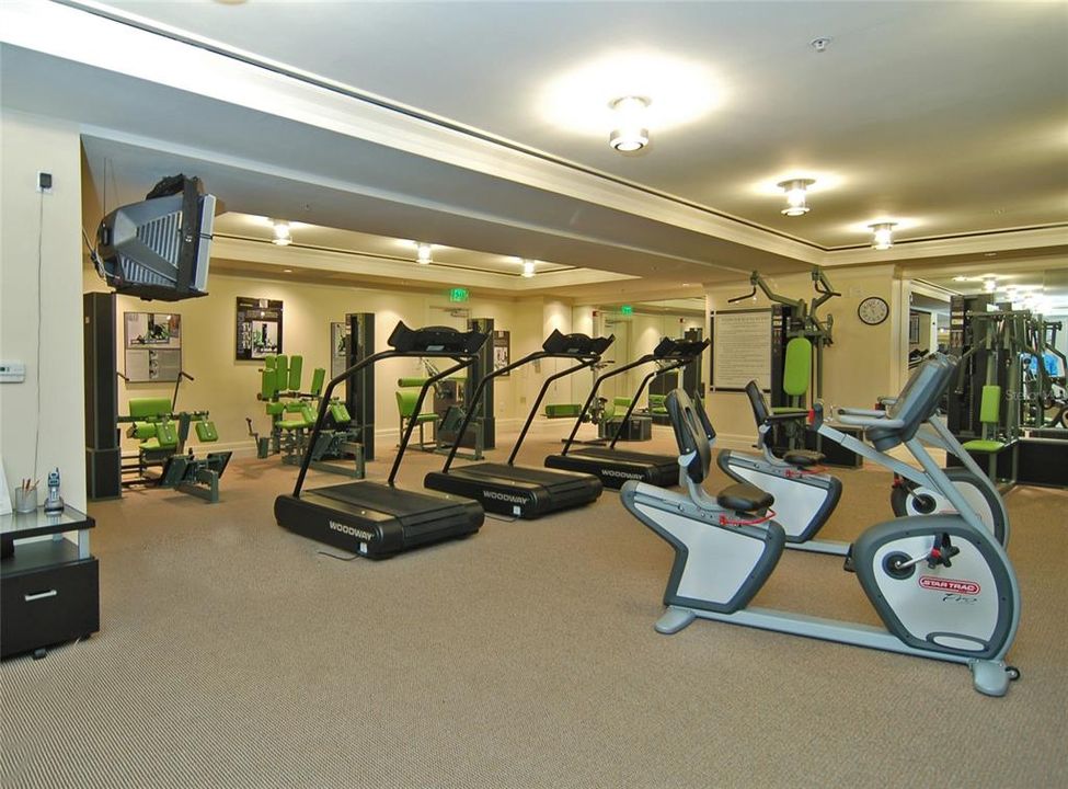 For Sale: $1,499,000 (2 beds, 2 baths, 1671 Square Feet)