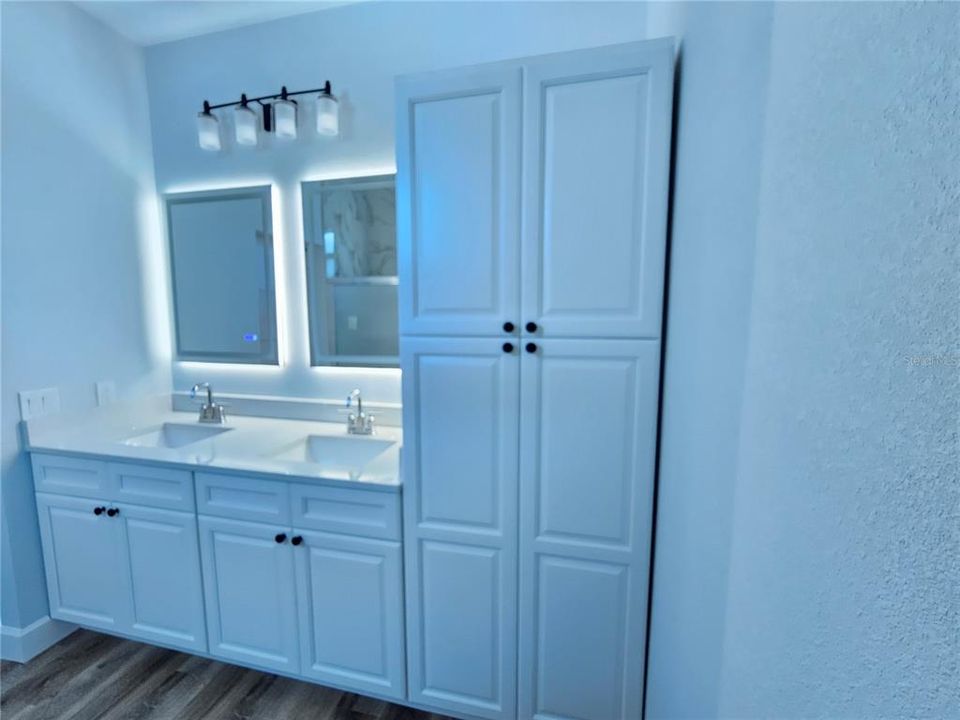 На продажу: $459,900 (4 спален, 3 ванн, 2020 Квадратных фут)