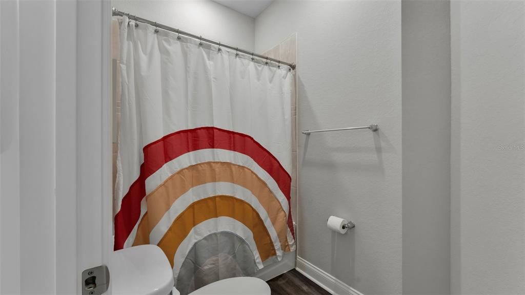 For Sale: $560,000 (4 beds, 3 baths, 2566 Square Feet)