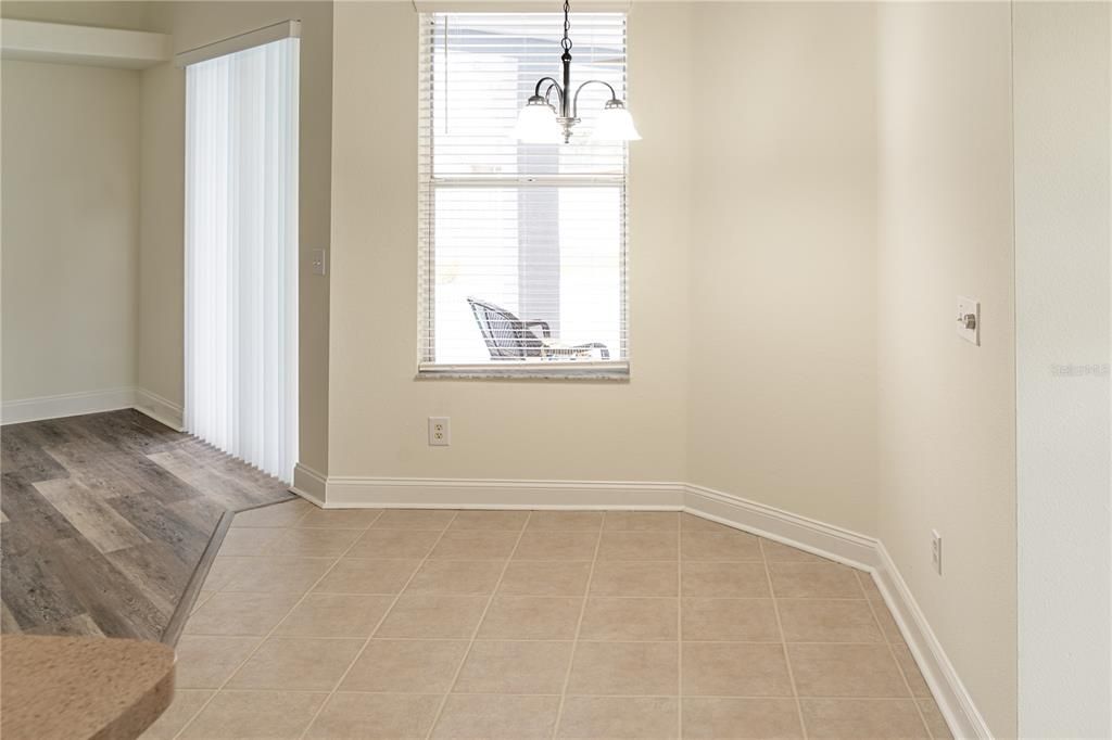 Active With Contract: $474,990 (4 beds, 2 baths, 2098 Square Feet)