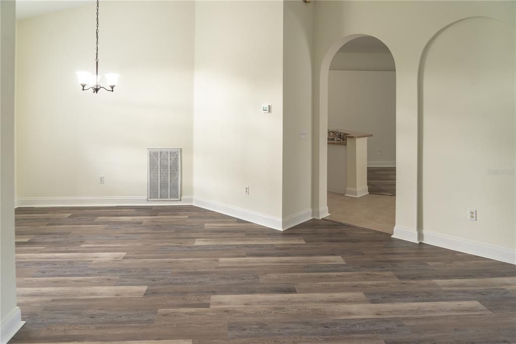 Active With Contract: $474,990 (4 beds, 2 baths, 2098 Square Feet)