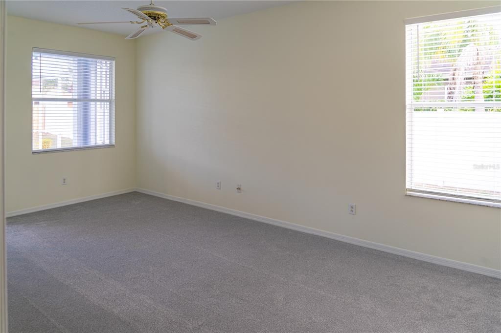 Active With Contract: $474,990 (4 beds, 2 baths, 2098 Square Feet)