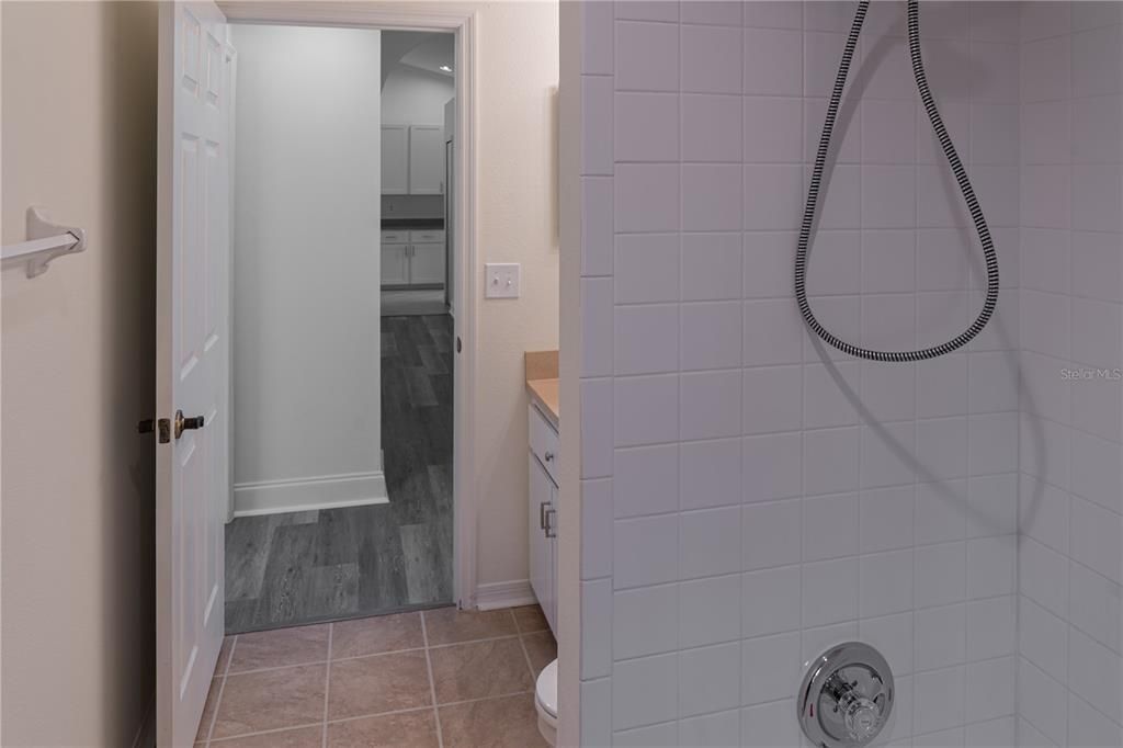 Active With Contract: $474,990 (4 beds, 2 baths, 2098 Square Feet)