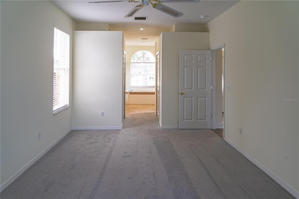 Active With Contract: $474,990 (4 beds, 2 baths, 2098 Square Feet)