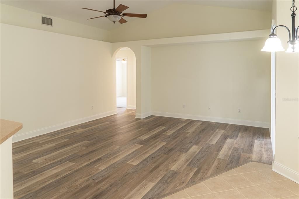 Active With Contract: $474,990 (4 beds, 2 baths, 2098 Square Feet)