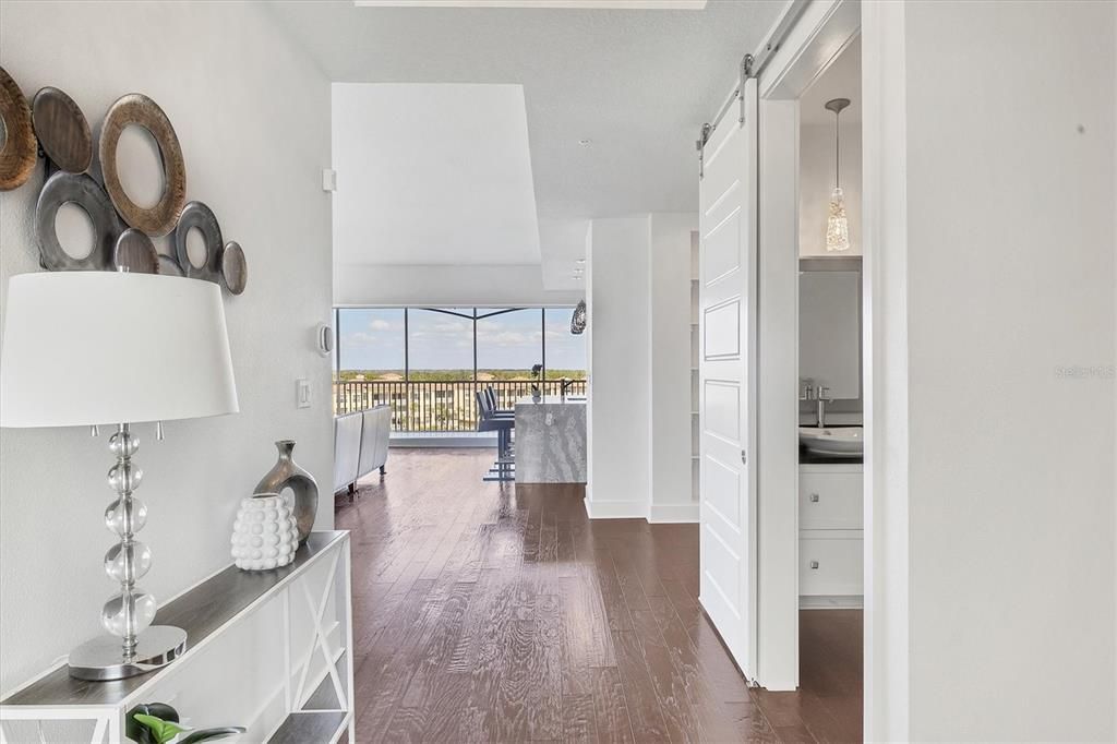 Active With Contract: $1,000,000 (3 beds, 2 baths, 2306 Square Feet)