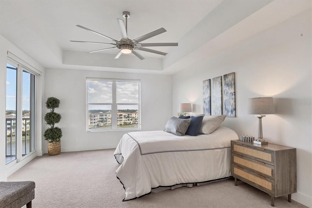 Active With Contract: $1,000,000 (3 beds, 2 baths, 2306 Square Feet)