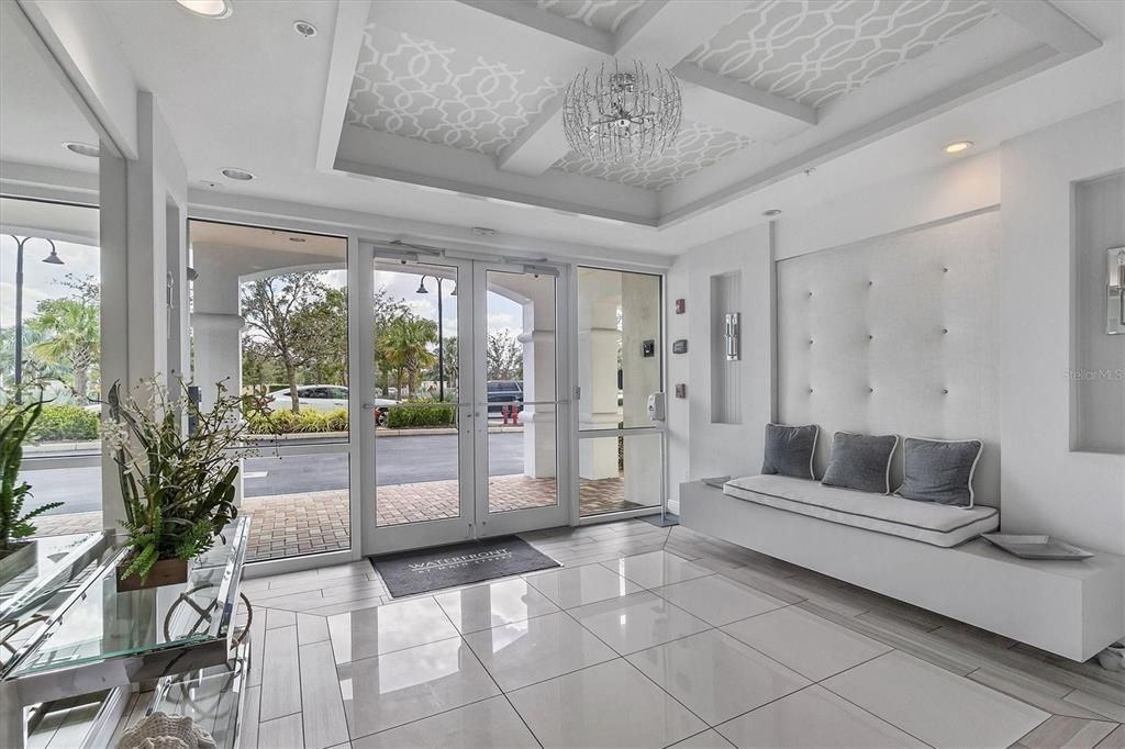 Active With Contract: $1,000,000 (3 beds, 2 baths, 2306 Square Feet)