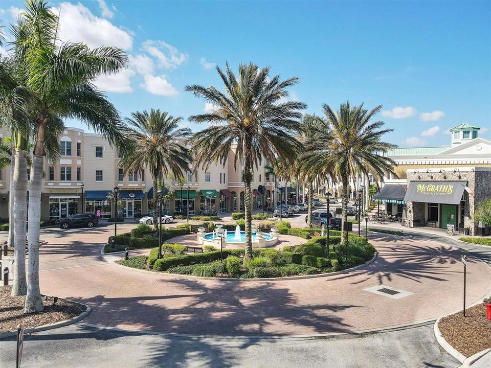 Active With Contract: $1,000,000 (3 beds, 2 baths, 2306 Square Feet)