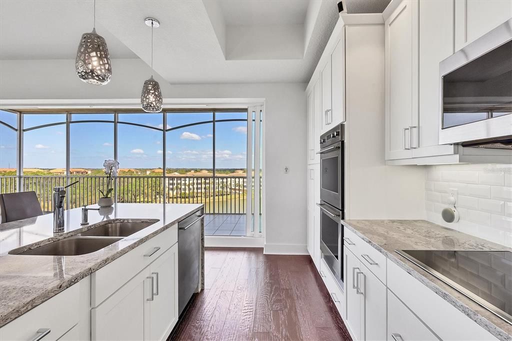 Active With Contract: $1,000,000 (3 beds, 2 baths, 2306 Square Feet)