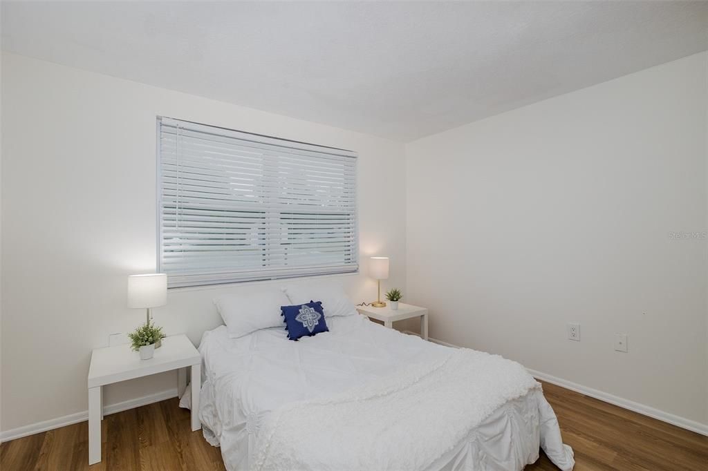 For Sale: $269,900 (3 beds, 2 baths, 1282 Square Feet)