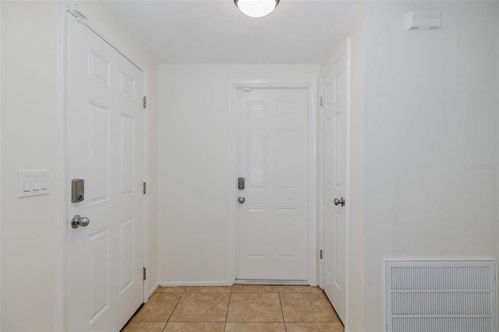 For Sale: $269,900 (3 beds, 2 baths, 1282 Square Feet)