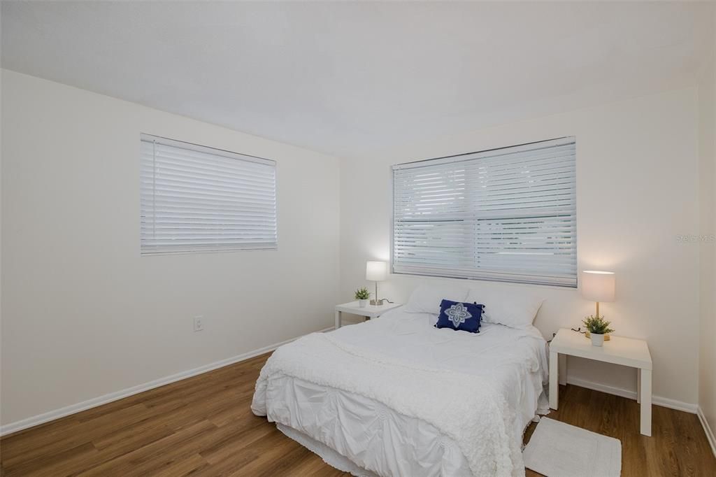 For Sale: $269,900 (3 beds, 2 baths, 1282 Square Feet)