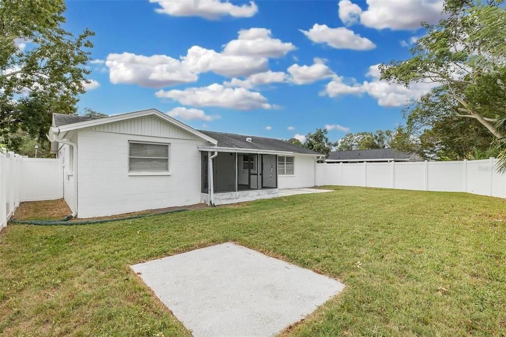 For Sale: $269,900 (3 beds, 2 baths, 1282 Square Feet)