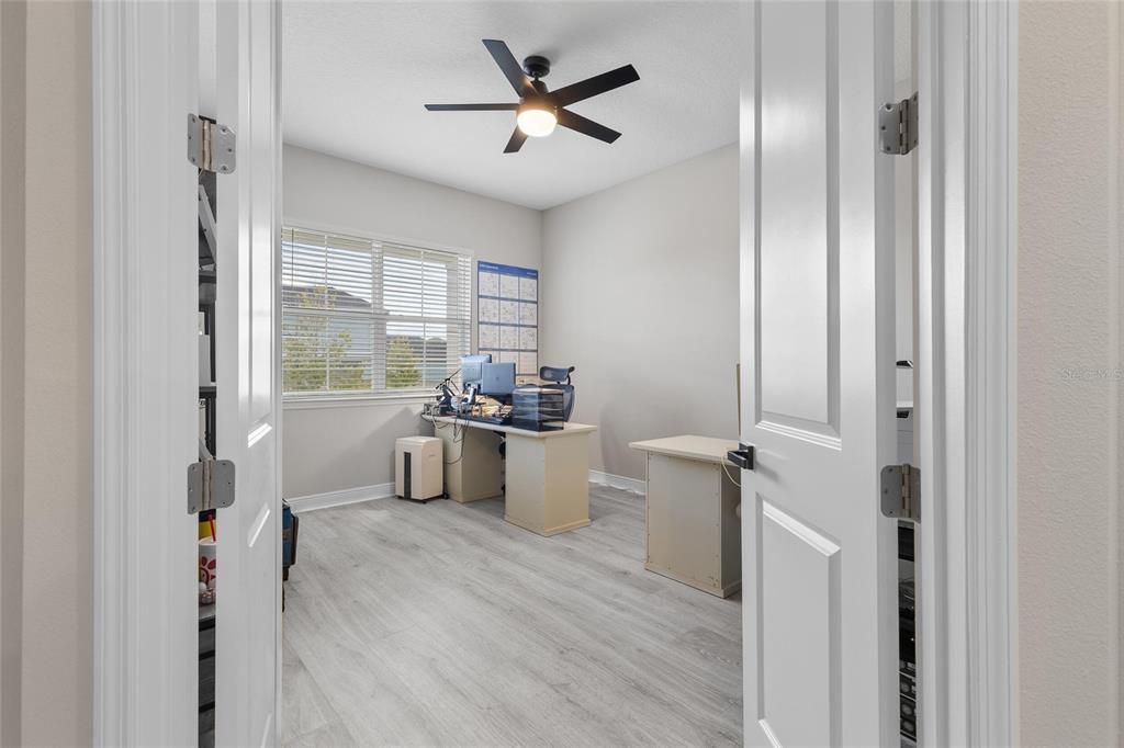 待售: $695,000 (4 贝兹, 2 浴室, 2906 平方英尺)