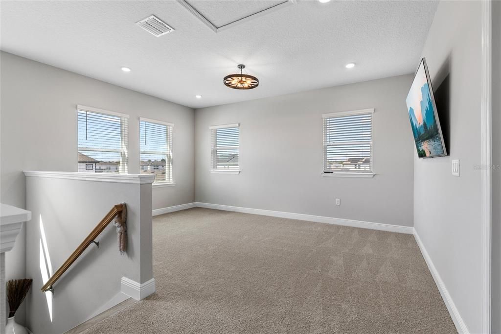 待售: $695,000 (4 贝兹, 2 浴室, 2906 平方英尺)