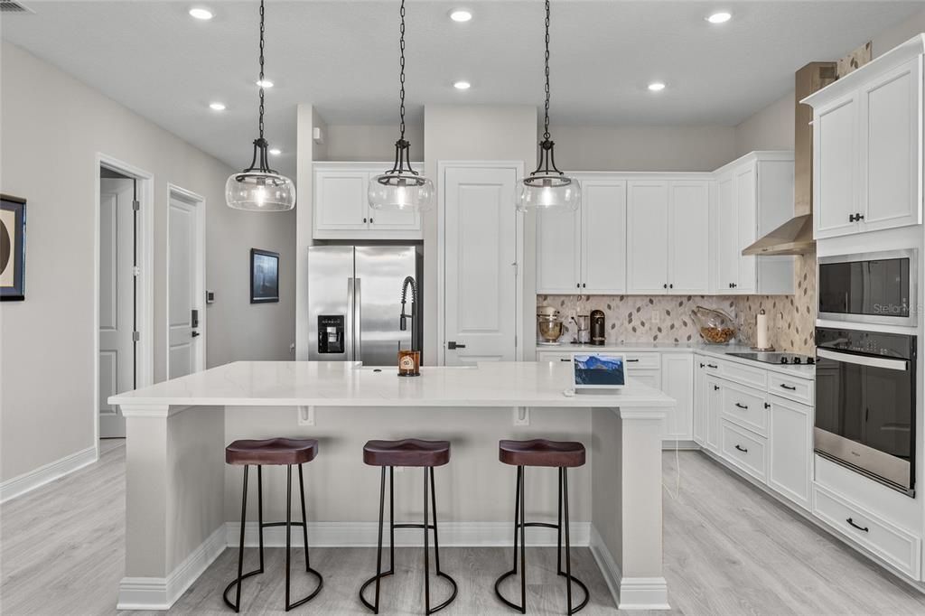 待售: $695,000 (4 贝兹, 2 浴室, 2906 平方英尺)