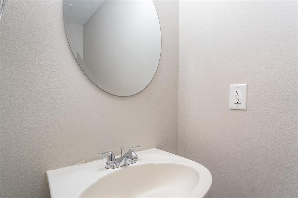 待售: $449,900 (4 贝兹, 2 浴室, 2586 平方英尺)