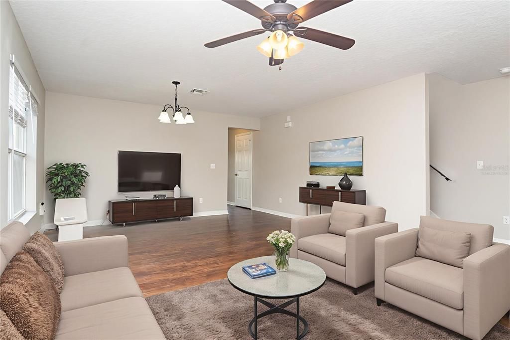 待售: $449,900 (4 贝兹, 2 浴室, 2586 平方英尺)