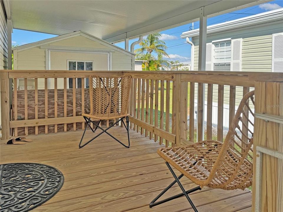 На продажу: $89,900 (2 спален, 2 ванн, 840 Квадратных фут)