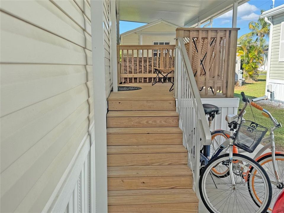 На продажу: $89,900 (2 спален, 2 ванн, 840 Квадратных фут)