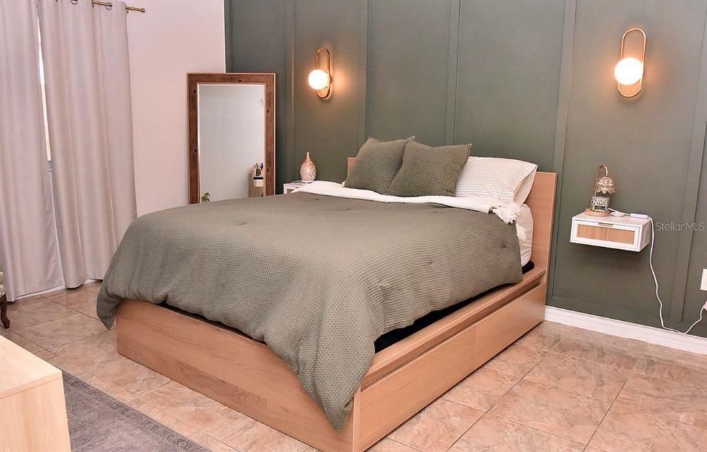 合同活跃: $499,999 (3 贝兹, 2 浴室, 1224 平方英尺)