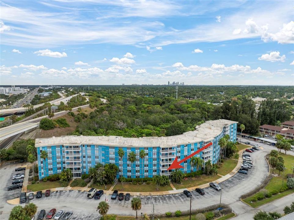 For Sale: $76,900 (1 beds, 1 baths, 708 Square Feet)