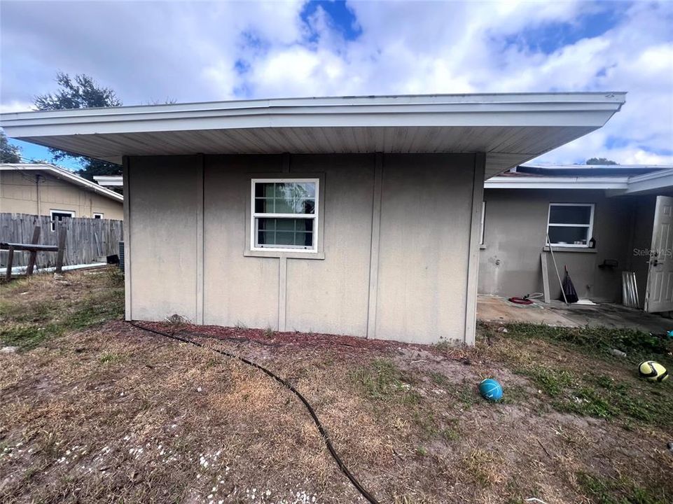 Active With Contract: $265,000 (4 beds, 2 baths, 1392 Square Feet)