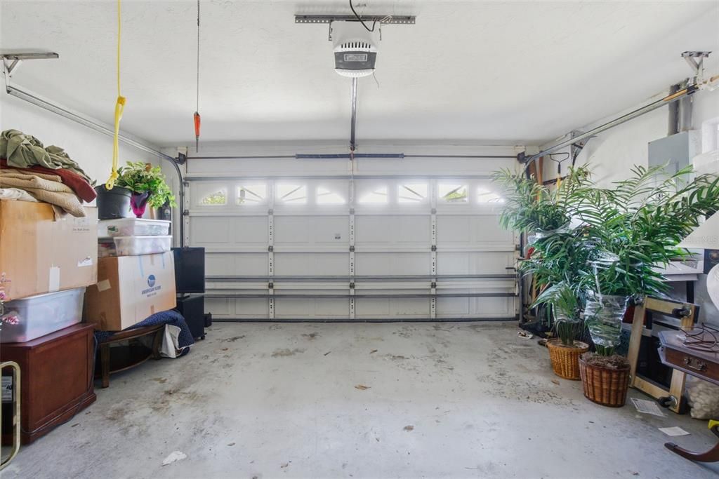 Active With Contract: $525,000 (3 beds, 2 baths, 1847 Square Feet)