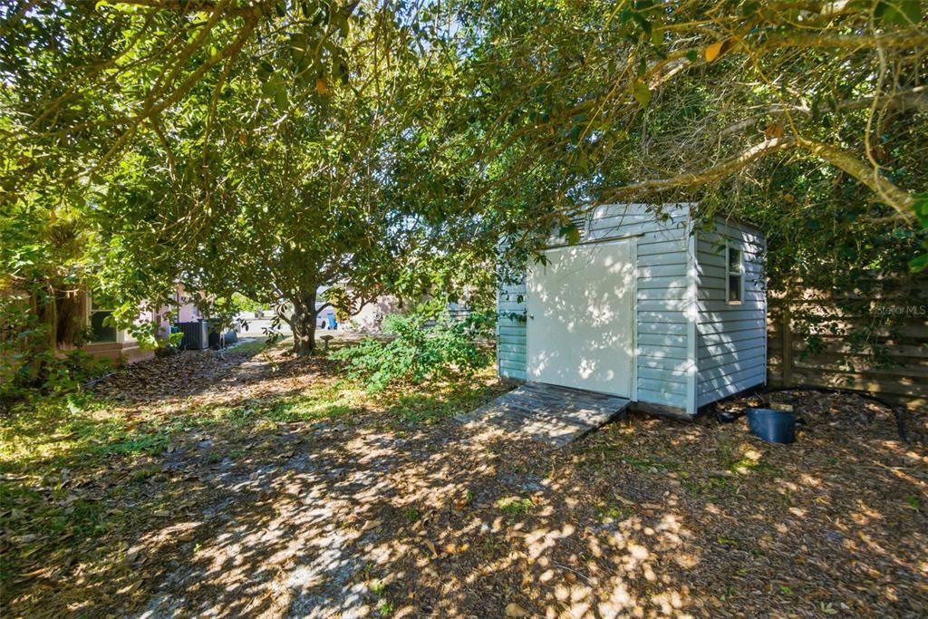 Active With Contract: $525,000 (3 beds, 2 baths, 1847 Square Feet)