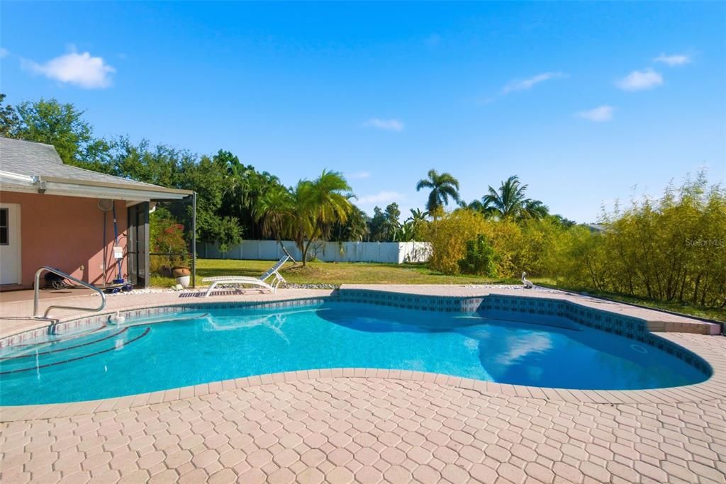 Active With Contract: $525,000 (3 beds, 2 baths, 1847 Square Feet)