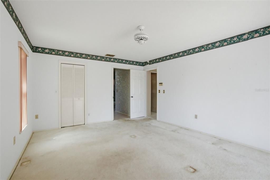 Active With Contract: $525,000 (3 beds, 2 baths, 1847 Square Feet)