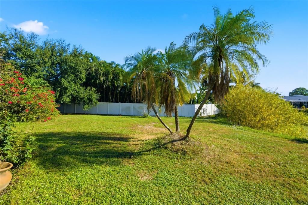 Active With Contract: $525,000 (3 beds, 2 baths, 1847 Square Feet)