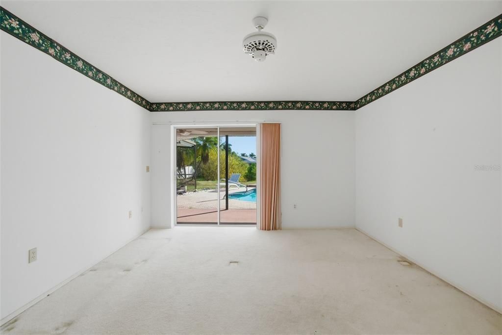 Active With Contract: $525,000 (3 beds, 2 baths, 1847 Square Feet)