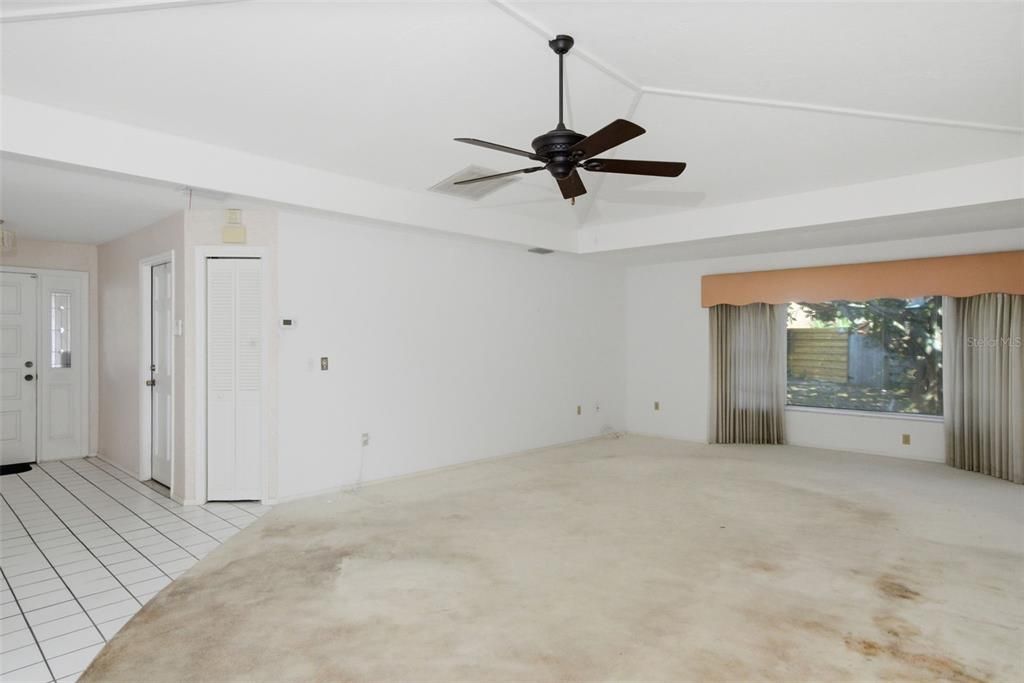 Active With Contract: $525,000 (3 beds, 2 baths, 1847 Square Feet)