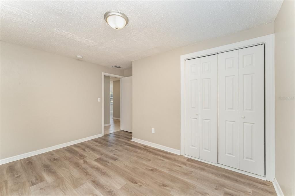 待售: $254,700 (3 贝兹, 2 浴室, 1380 平方英尺)