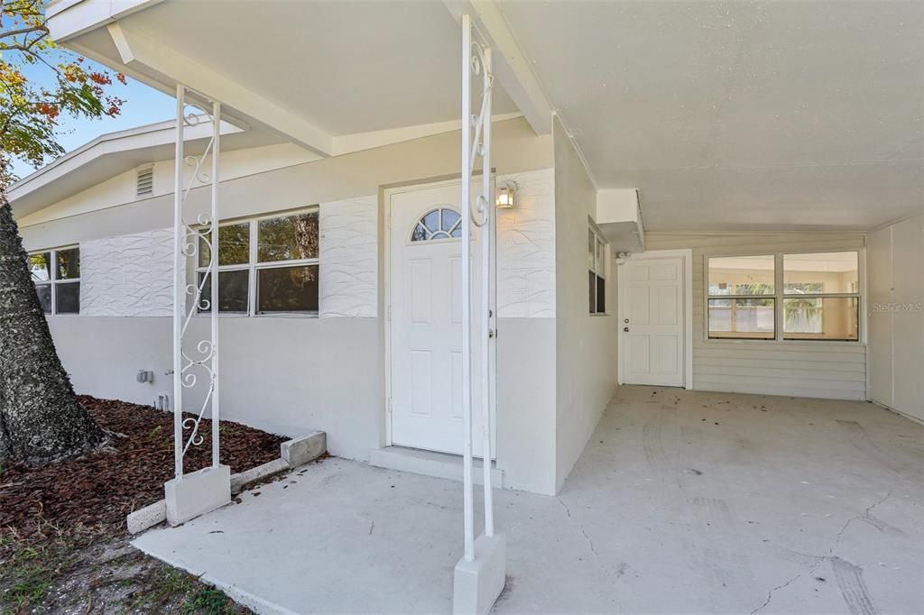 待售: $189,000 (2 贝兹, 1 浴室, 720 平方英尺)