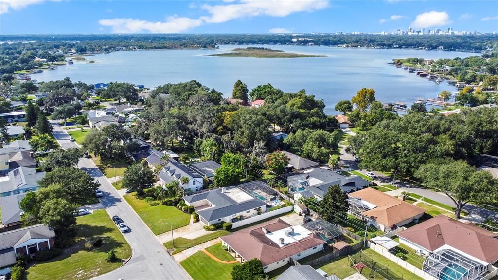 На продажу: $829,900 (4 спален, 3 ванн, 2884 Квадратных фут)