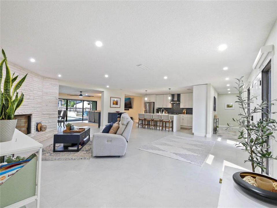 На продажу: $829,900 (4 спален, 3 ванн, 2884 Квадратных фут)