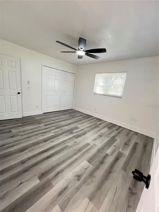 Под контрактом: $239,000 (3 спален, 1 ванн, 1072 Квадратных фут)