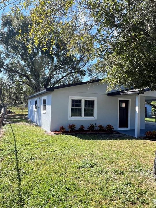 Под контрактом: $239,000 (3 спален, 1 ванн, 1072 Квадратных фут)