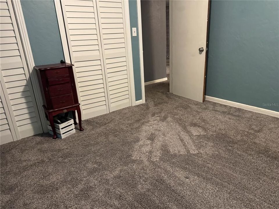 For Rent: $2,300 (3 beds, 2 baths, 1105 Square Feet)