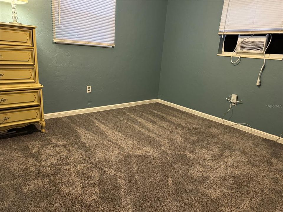 For Rent: $2,300 (3 beds, 2 baths, 1105 Square Feet)