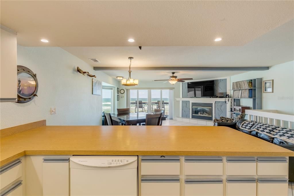 For Sale: $629,900 (3 beds, 2 baths, 1640 Square Feet)