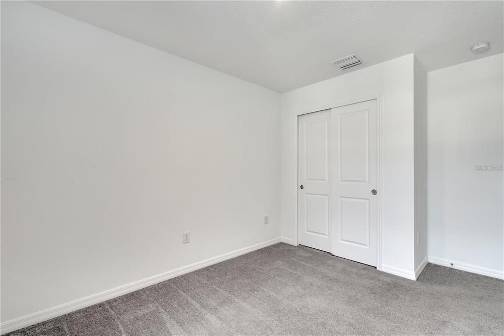 出租: $2,100 (3 贝兹, 2 浴室, 1407 平方英尺)