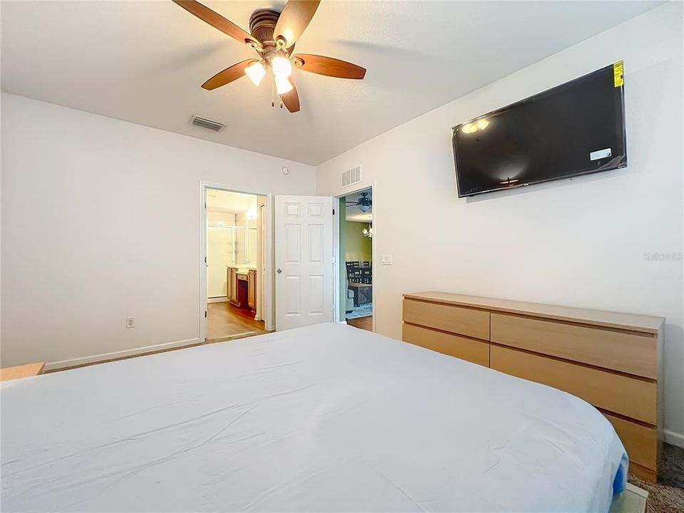 En Venta: $195,000 (2 camas, 2 baños, 1490 Pies cuadrados)