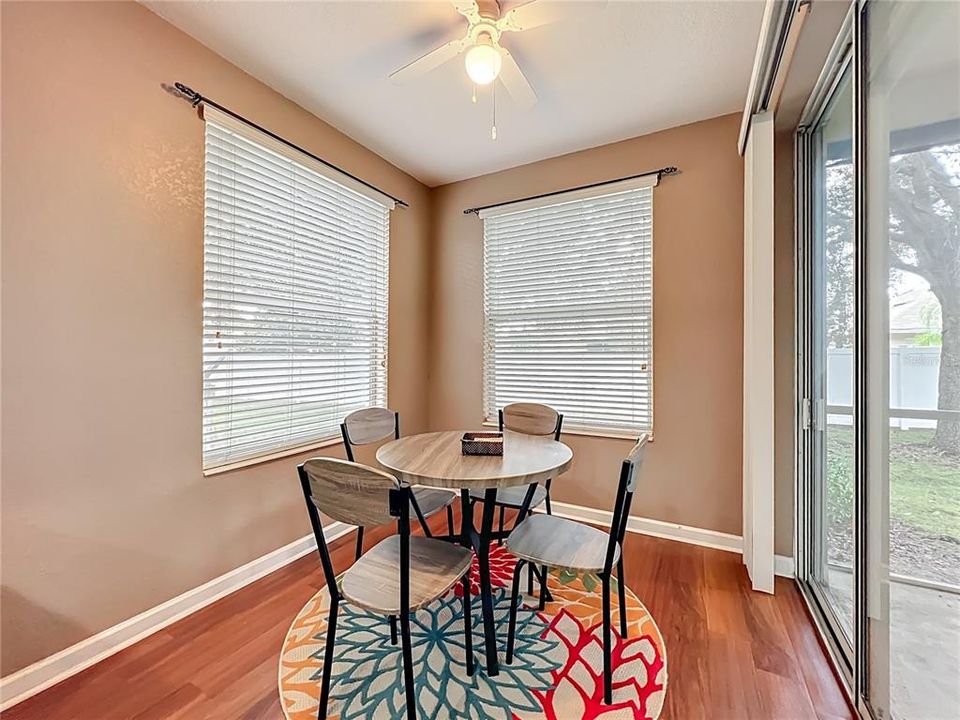 En Venta: $195,000 (2 camas, 2 baños, 1490 Pies cuadrados)