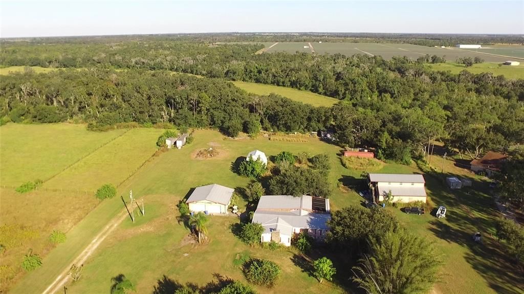 Под контрактом: $380,000 (3 спален, 2 ванн, 2140 Квадратных фут)